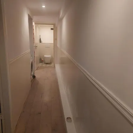 Apartment Cosy In Basement Arnhem