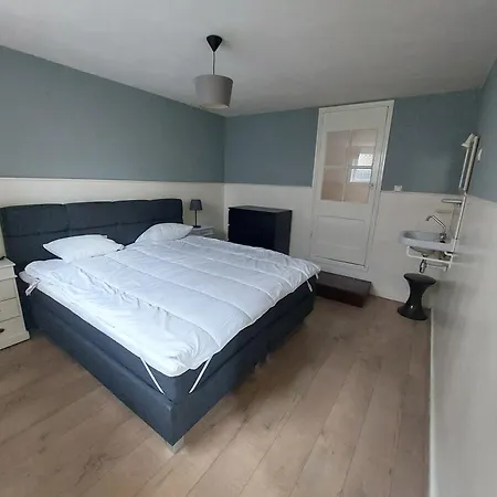 Apartment Cosy In Basement Arnhem