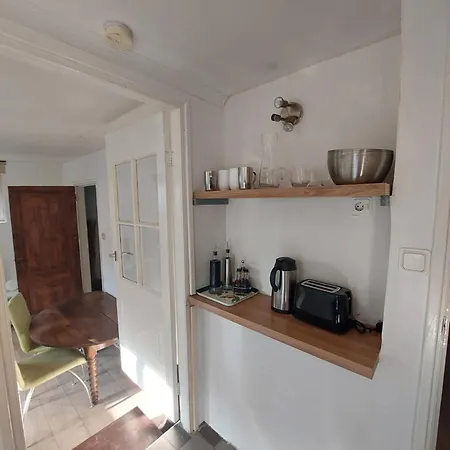 Apartment Cosy In Basement