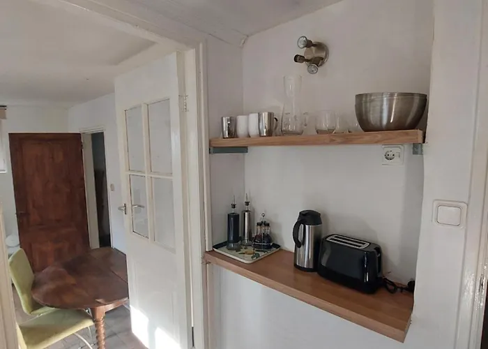 Apartment Cosy In Basement